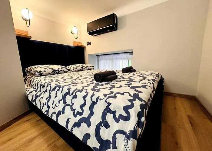 G15 City Centre Stylish Flat